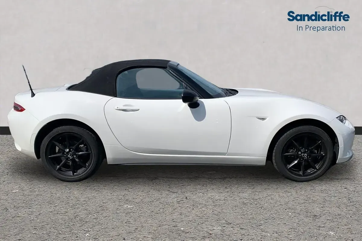 Used Mazda MX5 Prime-Line 132 HP (97 kW) 2023 White Cabriolet