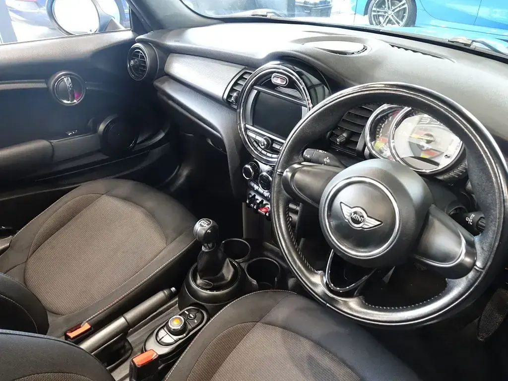Used Mini Cooper Cabriolet 136 HP (100 kW) 2017 Blue Cabriolet