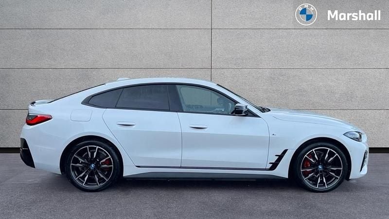 Used BMW i4 Shadowline 400 kW (544 HP) 2023 Mineral white metallic Sedan