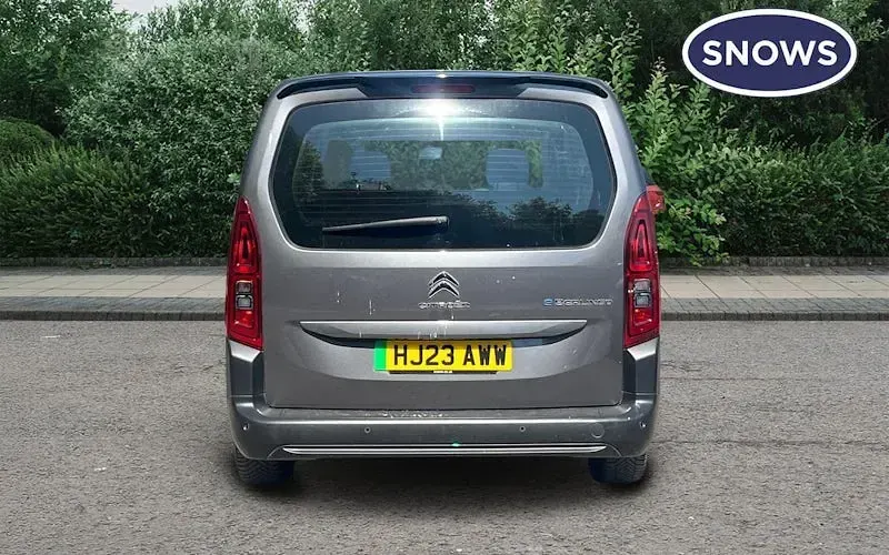 Used Citroën e-Berlingo Feel 100 kW (136 HP) 2023 Estate