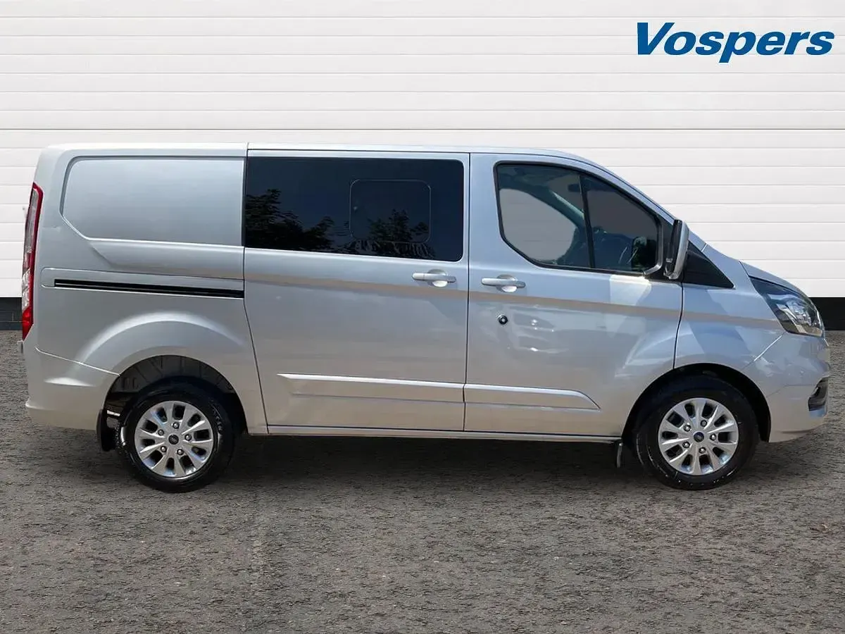 Used Ford Transit Custom Limited 130 HP (95 kW) 2022 Silver Van