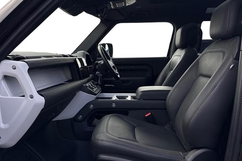 Usado Land Rover Defender HSE Dynamic 2024 Preto SUV