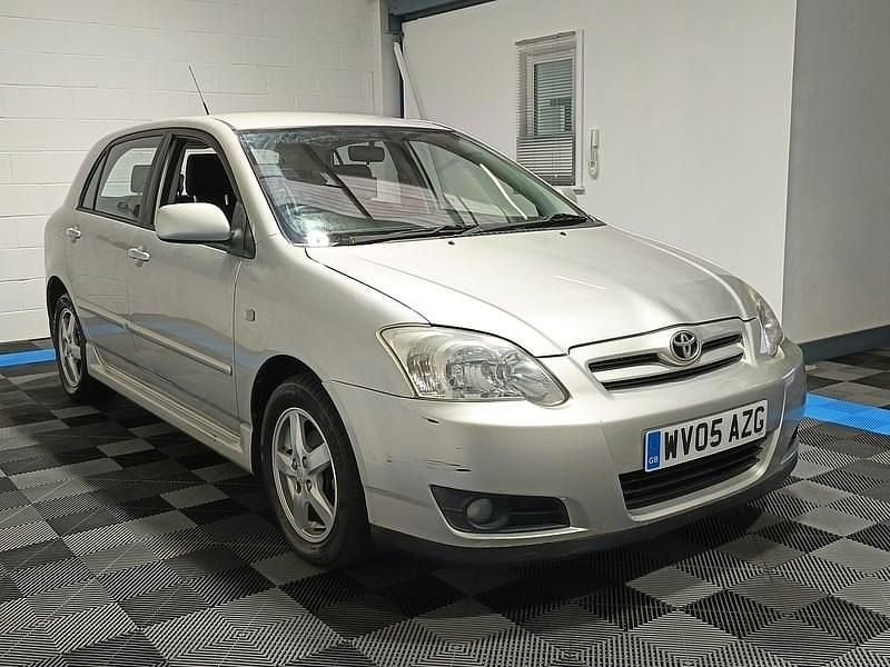 Silver Used 2005 Toyota Corolla T3 Hatchback | £2,995 (Fair price) - Image 1/4