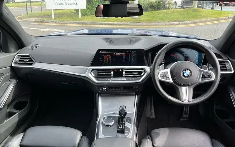 Used BMW 320 M Sport 190 HP (139 kW) 2019 Blue Estate