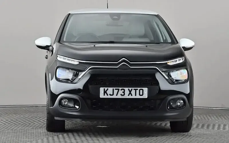 Used Citroën C3 PureTech 110 HP (80 kW) 2024 Black Hatchback
