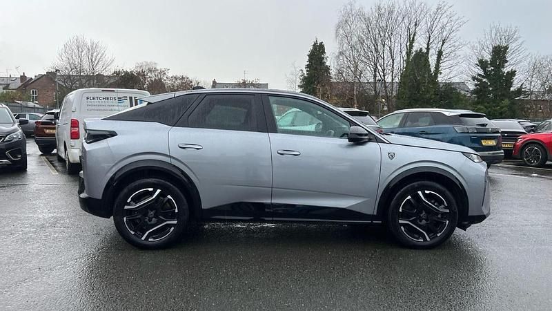 Grey Used 2025 Peugeot e-3008 GT SUV | £26,836 (Good price) - Image 1/4