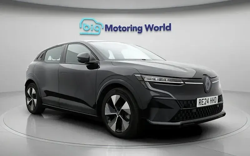 Used Renault Megane E-Tech Equilibre 161 kW (220 HP) 2023 Black Hatchback