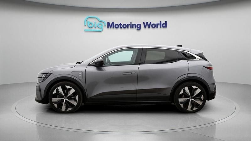 Used Renault Megane E-Tech Techno 159 kW (217 HP) 2023 Grey Hatchback