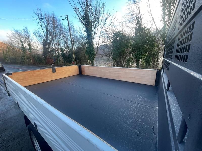 Used Ford Transit 130 HP (95 kW) 2021 White Sedan