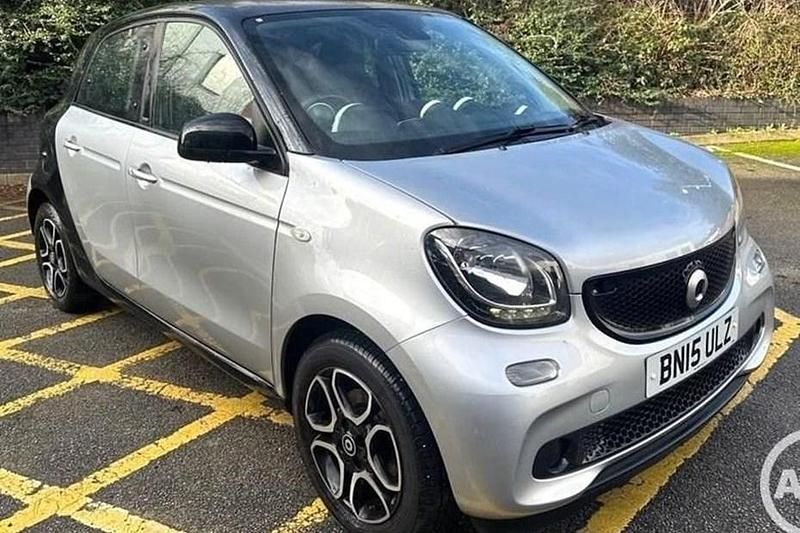 Used Smart ForFour Premium 71 HP (52 kW) 2015 Silver Hatchback