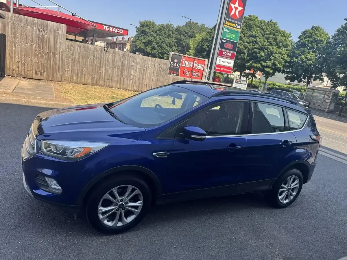 Used Ford Kuga Titanium 150 HP (110 kW) 2017 Blue SUV
