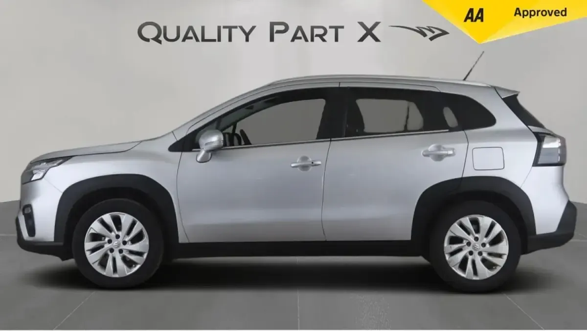 Używany Suzuki SX4 2023 Srebrny Hatchback