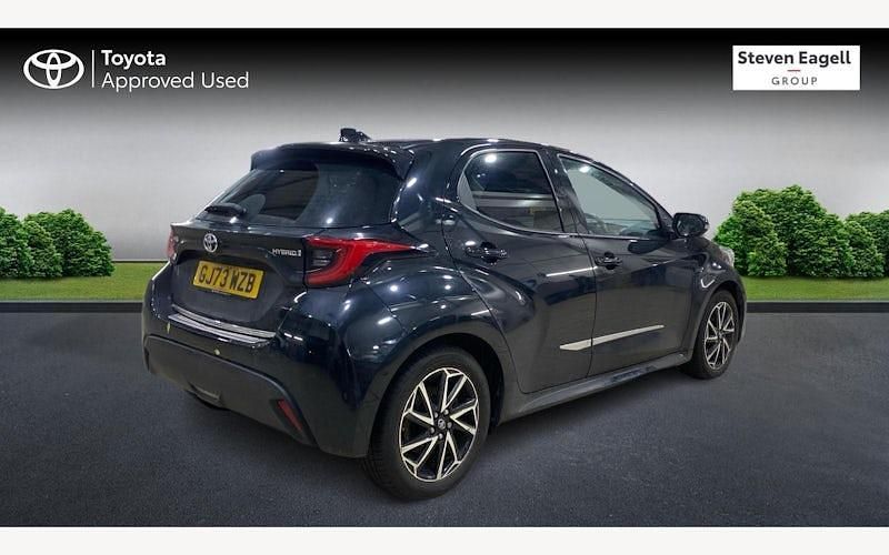 Used Toyota Yaris Hybrid Design 116 HP (85 kW) 2025 Hatchback