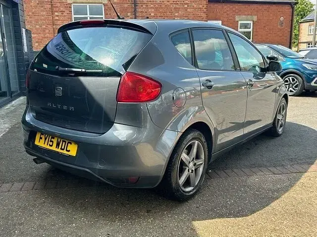 Used Seat Altea I-Tech 105 HP (77 kW) 2015 Grey MPV