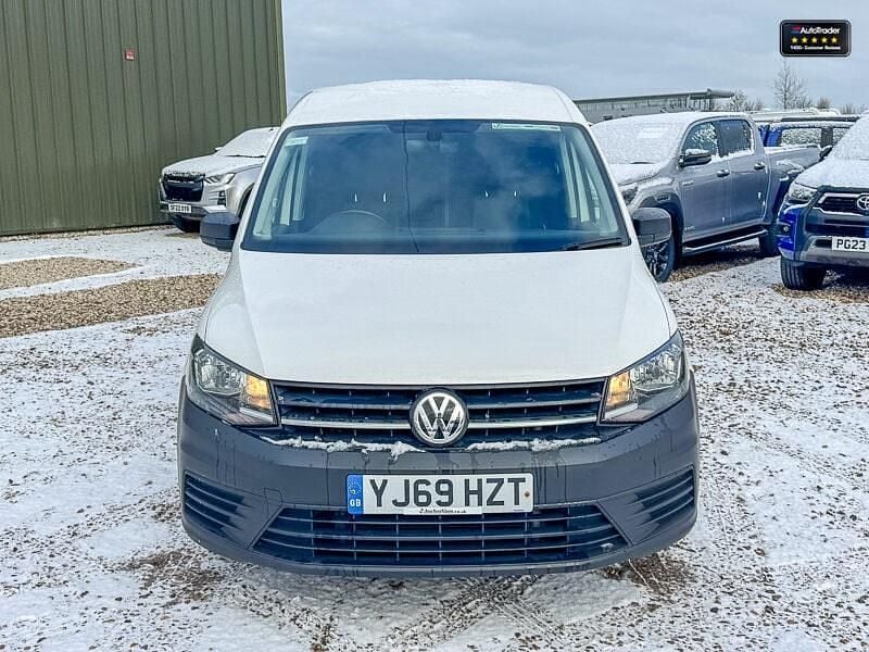 Used VW Caddy Startline 102 HP (75 kW) 2019 White MPV
