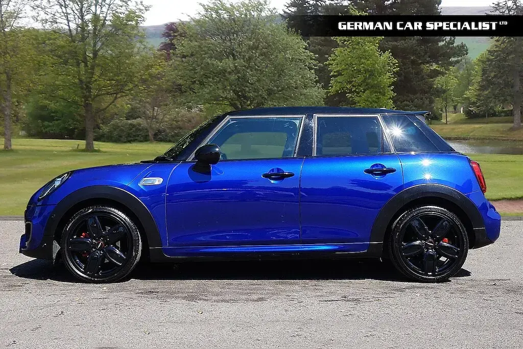 Used Mini Cooper S Hatch 192 HP (141 kW) 2018 Blue Hatchback