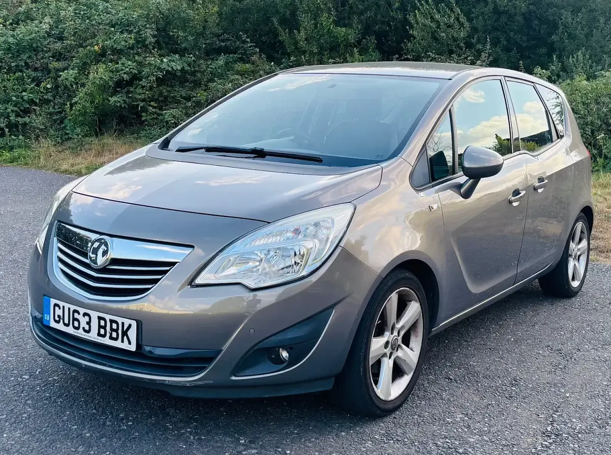 Used Vauxhall Meriva 2013 Brown MPV