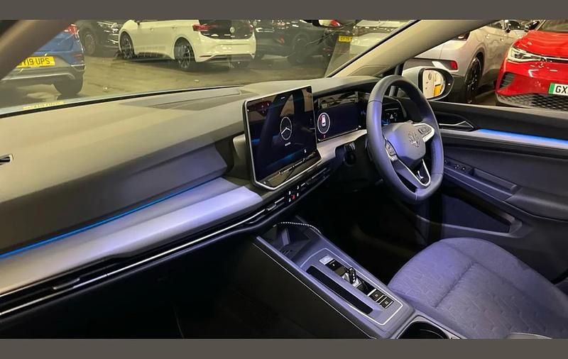 New VW Golf VIII Match 200 HP (147 kW) 2026 Blue Hatchback