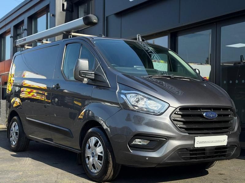 Usado Ford Transit Custom Trend 130 HP (95 kW) 2022 Cinzento Van