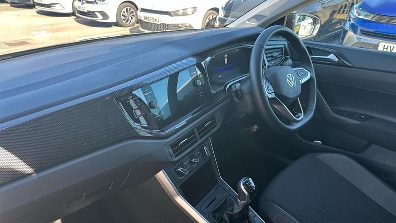 Nuevo VW Polo Match 95 CV (69 kW) 2025 Negro Utilitario