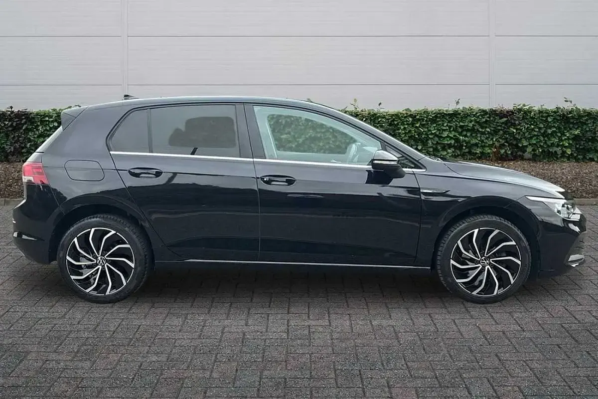 Used VW Golf VIII Edition 130 HP (95 kW) 2023 Black Hatchback