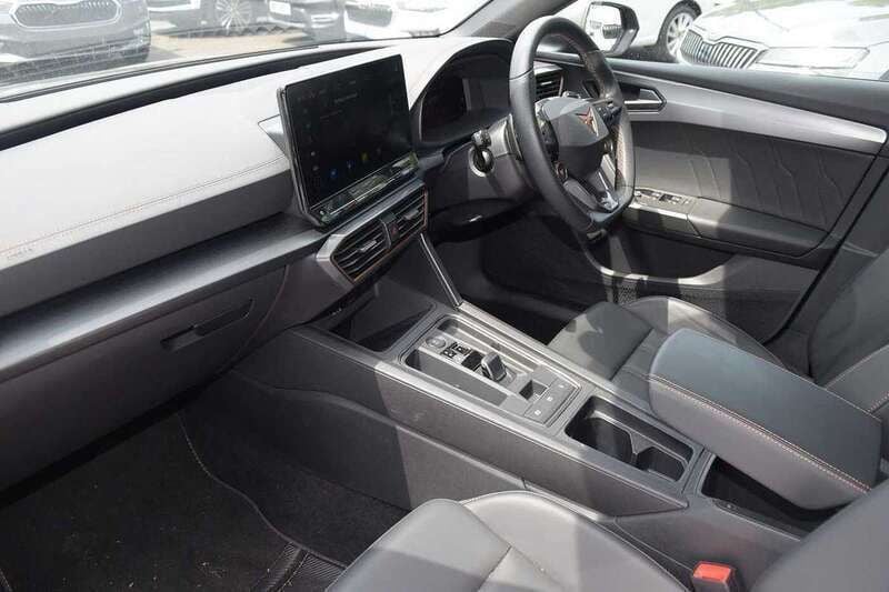 Image 2/4