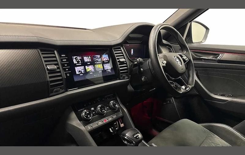Used Skoda Kodiaq SportLine 187 HP (137 kW) 2023 Black magic pearl effect SUV