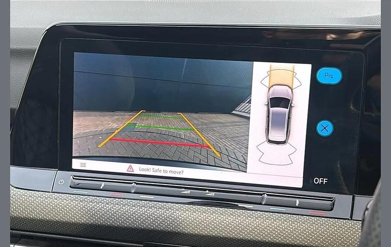 Used VW Golf VIII R-line 147 HP (108 kW) 2024 Black Estate