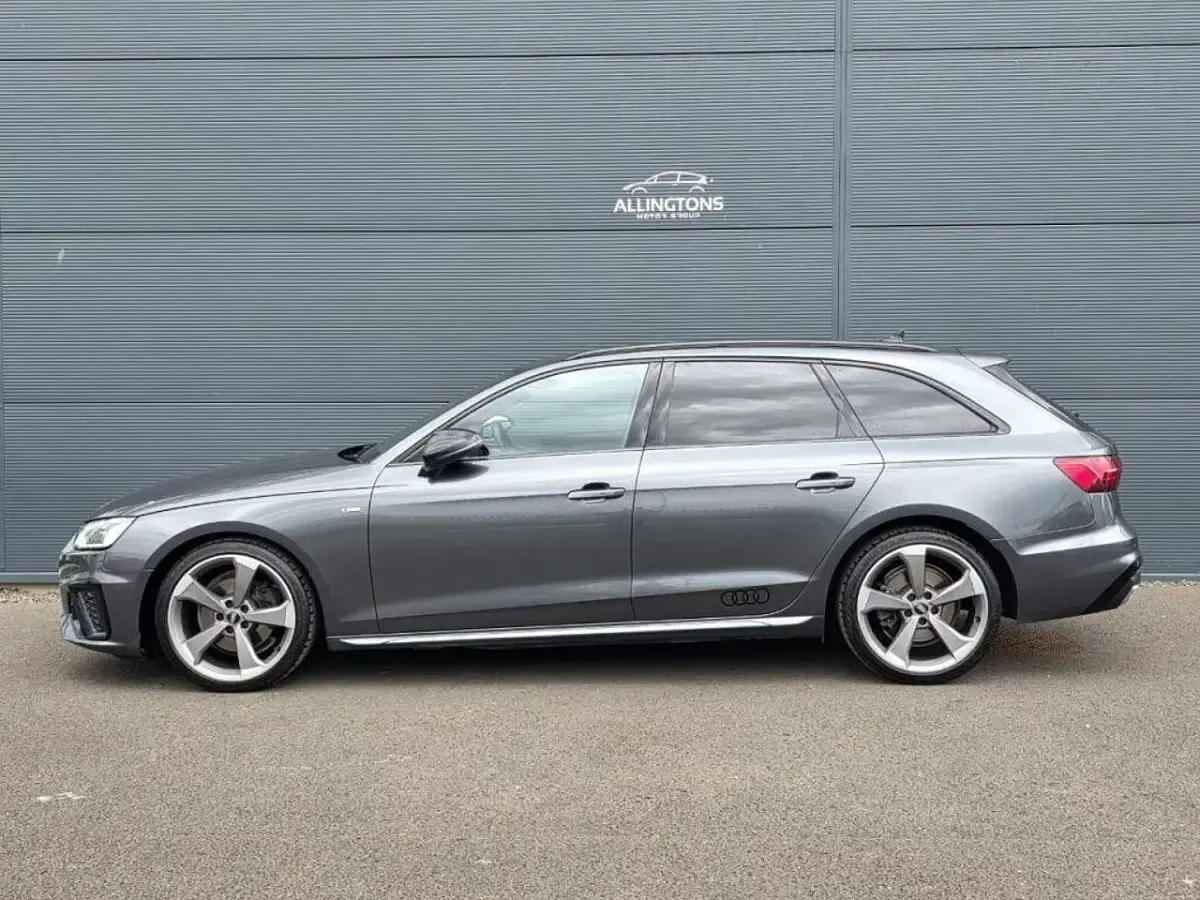 Used Audi A4 Black Edition 148 HP (108 kW) 2020 Grey Estate