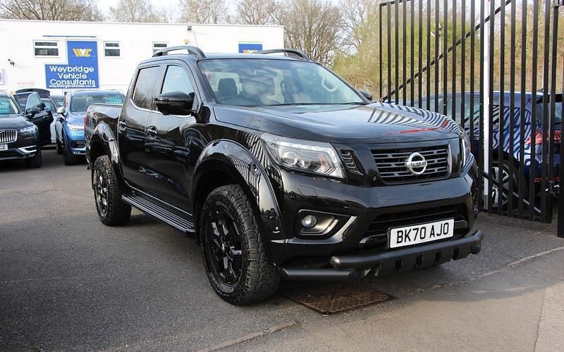 Used Nissan Navara N-Guard 190 HP (139 kW) 2020 Black Pickup