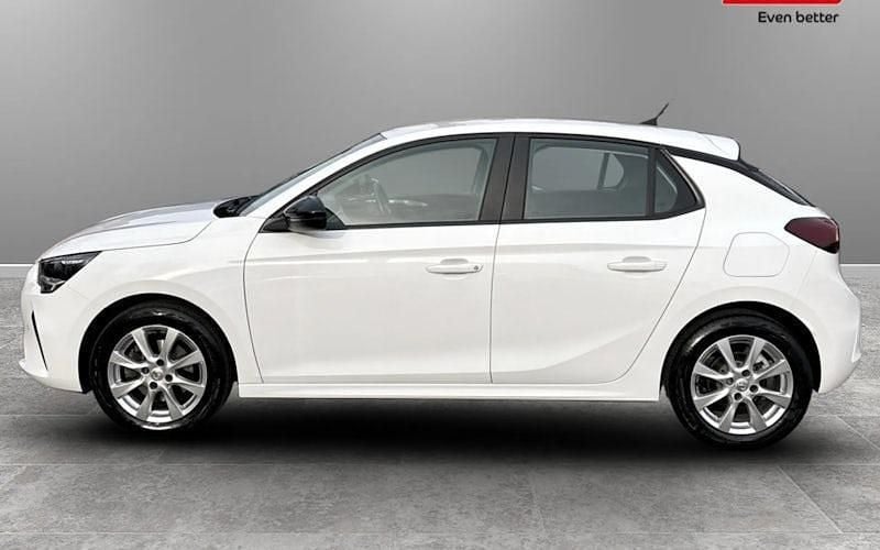 Used Vauxhall Corsa Design Edition 101 HP (74 kW) 2023 Hatchback