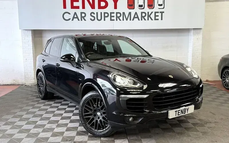 Used Porsche Cayenne Platinum Edition 262 HP (192 kW) 2017 SUV