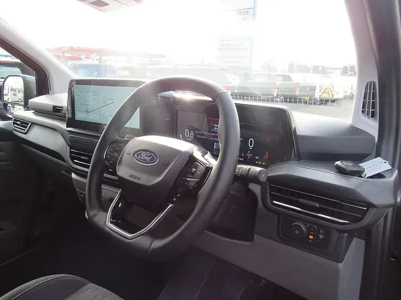 New Ford Transit Custom Limited 170 HP (125 kW) 2025 Grey Van