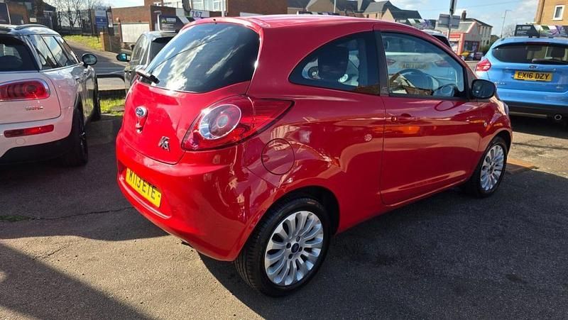 Used Ford Ka Zetec 69 HP (50 kW) 2013 Red Hatchback