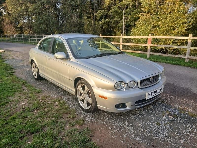 Silver Used 2008 Jaguar X-type SE Sedan | £1,995 (Fair price) - Image 1/4