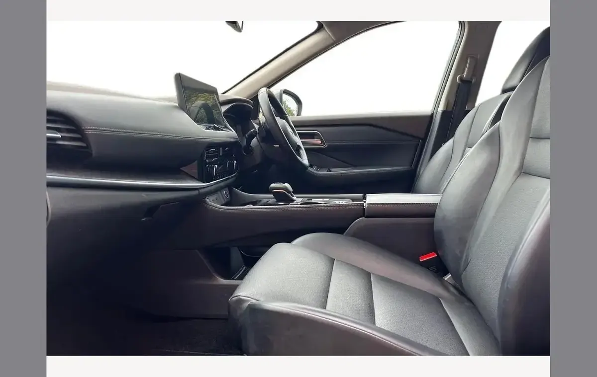 Used Nissan X-Trail Tekna 163 HP (119 kW) 2023 Grey SUV