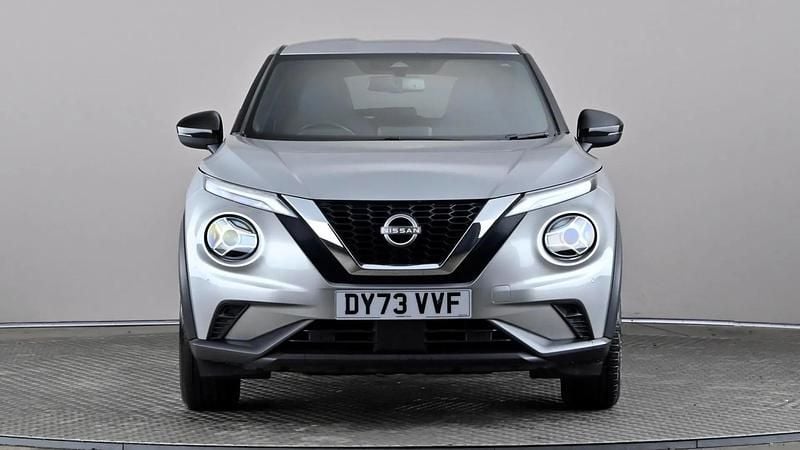 Used Nissan Juke N-Connecta 114 HP (83 kW) 2024 Silver SUV