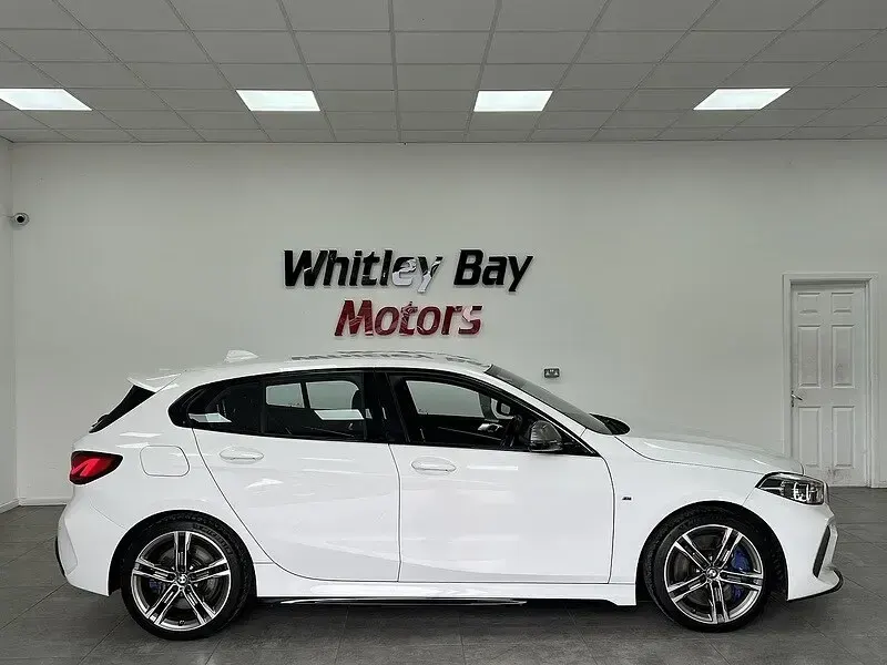 Used BMW M135 Comfort Edition 301 HP (221 kW) 2022 White Hatchback