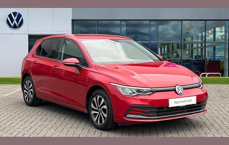 Used VW Golf VIII Active 147 HP (108 kW) 2022 Red Hatchback