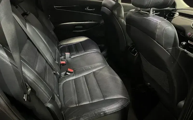 Used Kia Sorento 200 HP (147 kW) 2015 Grey SUV