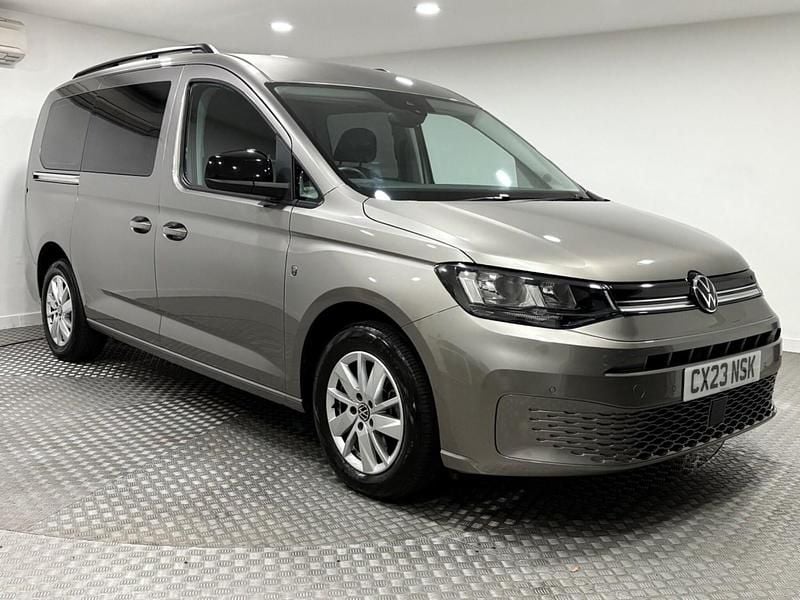 Beige Used 2023 VW Caddy Maxi Life MPV | £27,995 (Fair price) - Image 1/4