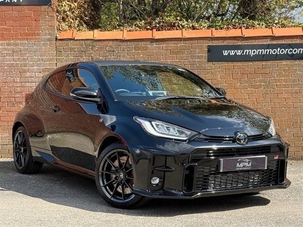 Black Used 2021 Toyota Yaris Hatchback | £27,995 (Fair price) - Image 1/1