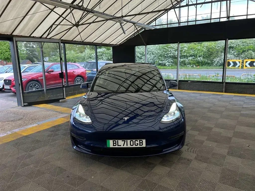 Usado Tesla Model 3 Long Range AWD 366 kW (498 CV) 2022 Azul Berlina