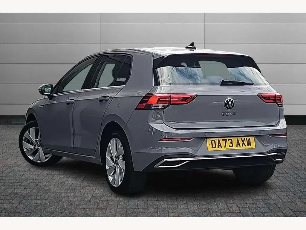 Used VW Golf VIII Style 130 HP (95 kW) 2023 Grey Hatchback