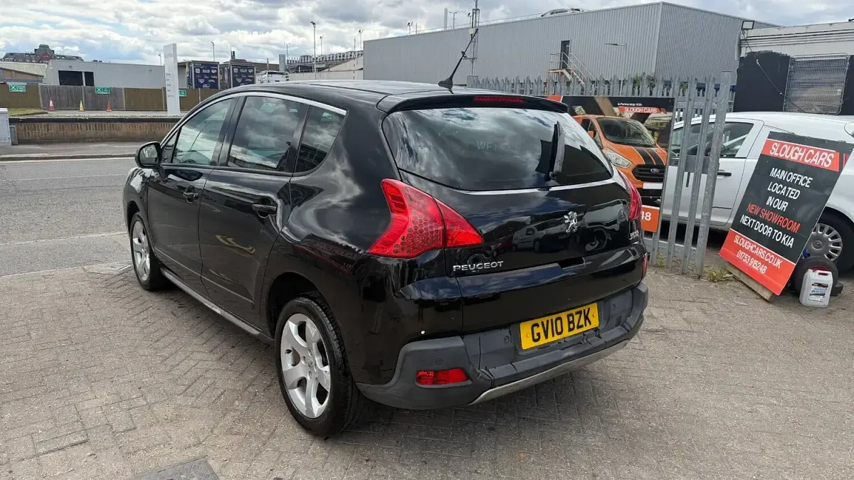 Used Peugeot 3008 112 HP (82 kW) 2010 Black Estate
