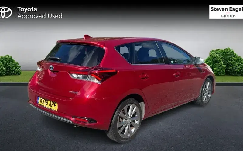 Used Toyota Auris Hybrid 136 HP (100 kW) 2019 Hatchback