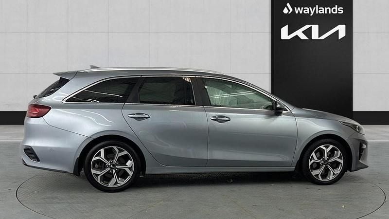 Used Kia Ceed First Edition 2019 Silver Hatchback