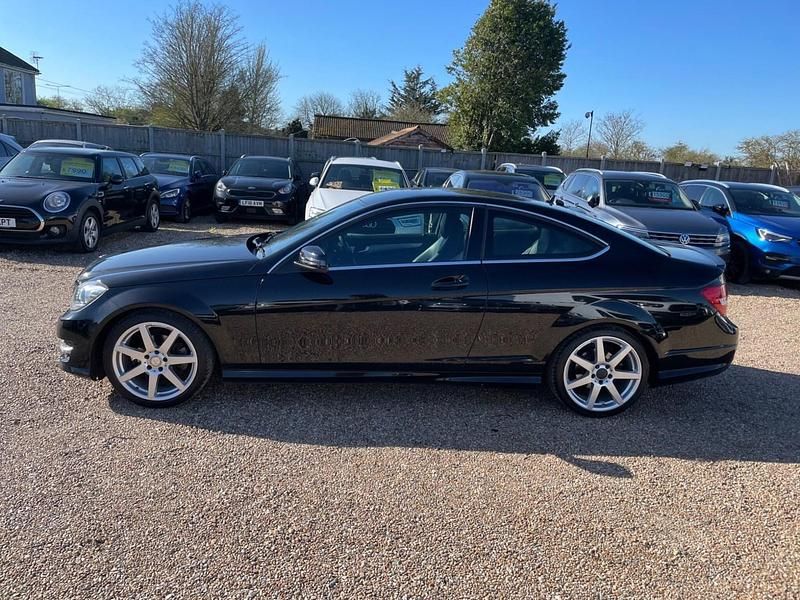 Used Mercedes C180 Sport Edition 156 HP (114 kW) 2015 Black Coupe