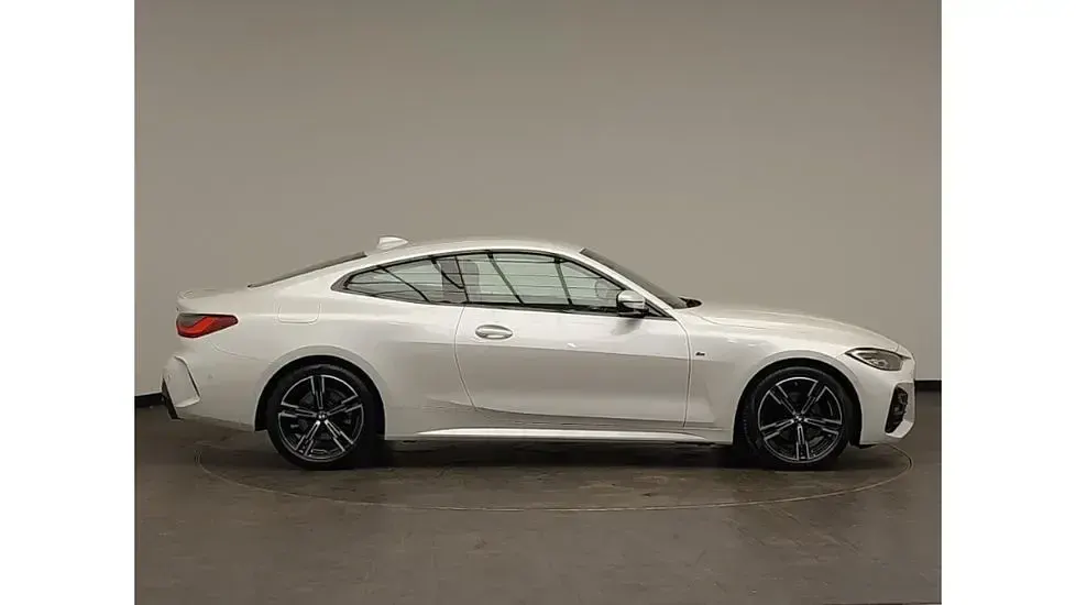 Used BMW 420 M Sport 181 HP (133 kW) 2023 White Coupe