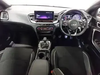Used Kia ProCeed GT-Line 157 HP (115 kW) 2023 Orange Estate